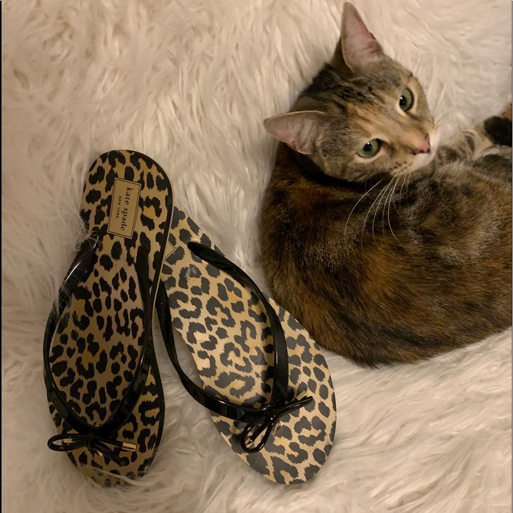 Kate Spade Black / Leopard flip flops. Size 9